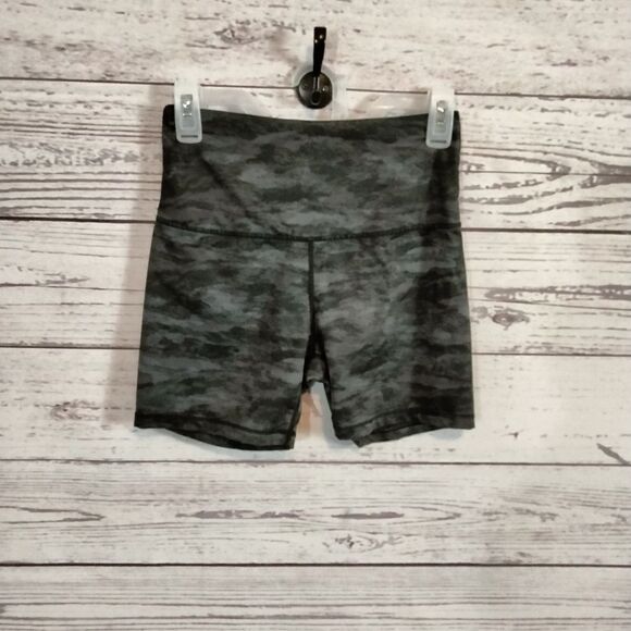 Pre-owned. "No Brand" woman's athletic shorts 🩳 - Picture 1 of 5